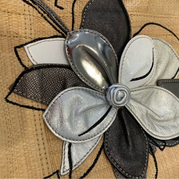 Brand New Coach purse - Picture 2 of 5